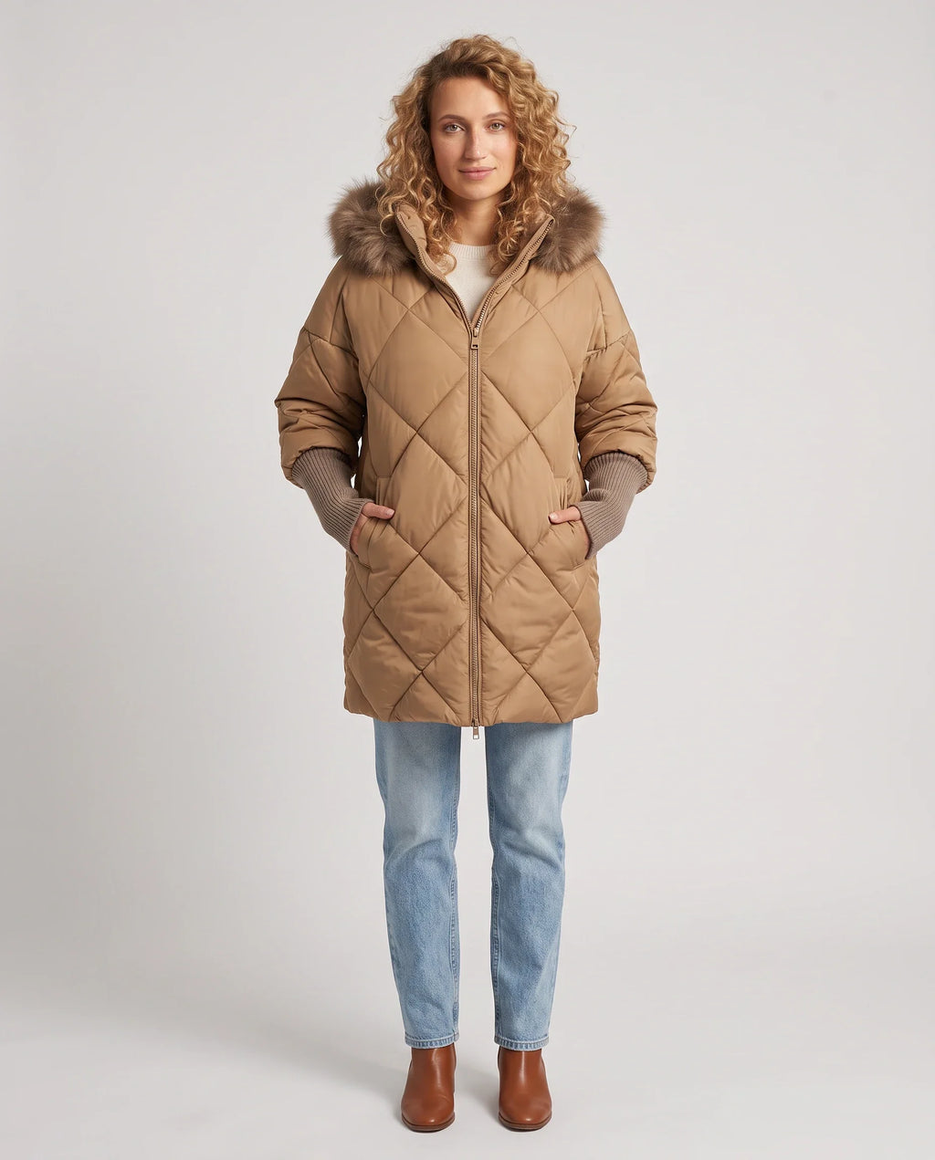 Parka mi-longue matelassée à manches tricot