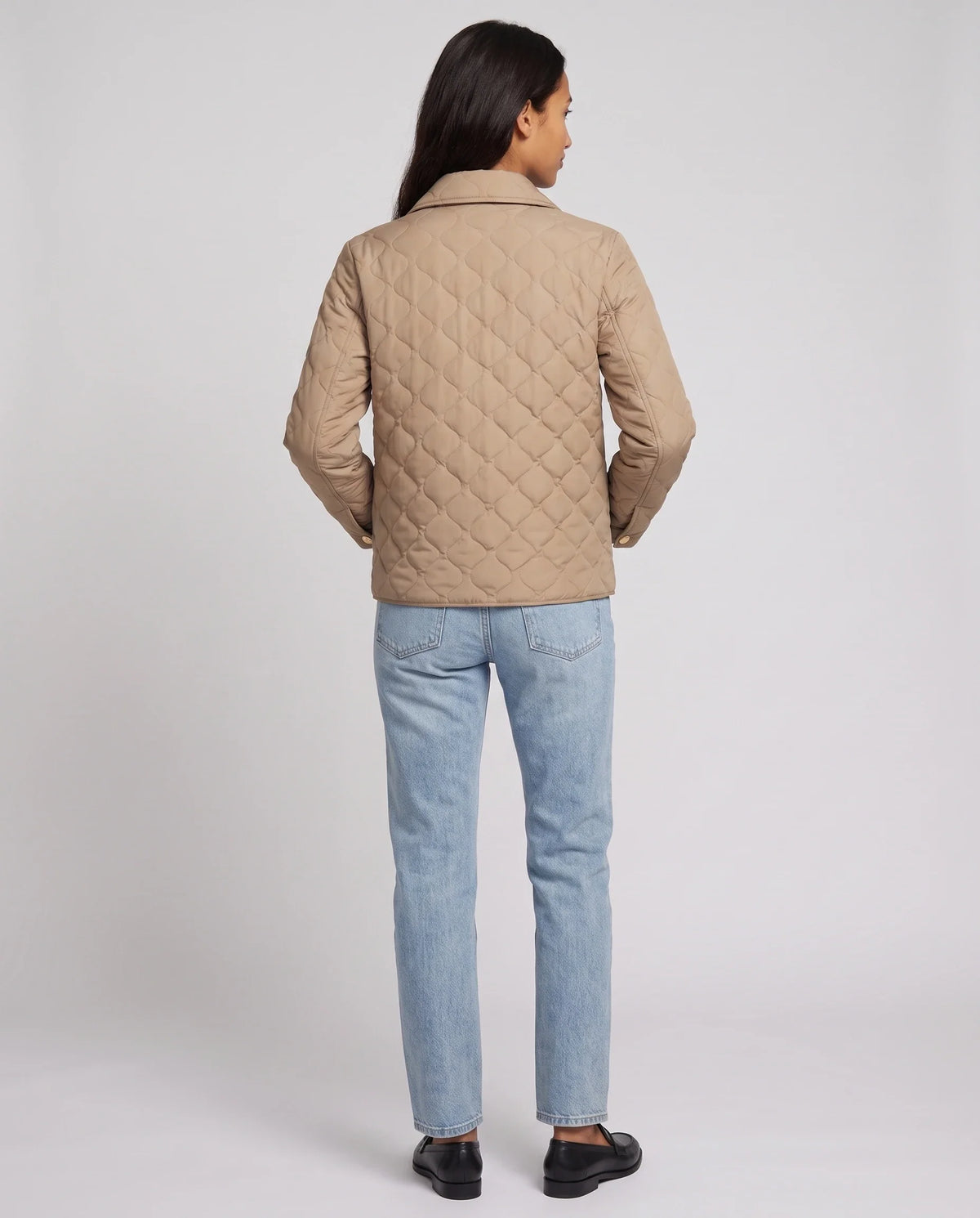 Veste matelassée à col chemise et pressions dorées