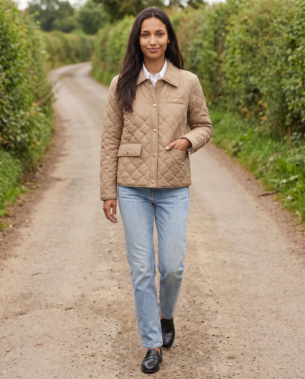 Veste matelassée à col chemise et pressions dorées