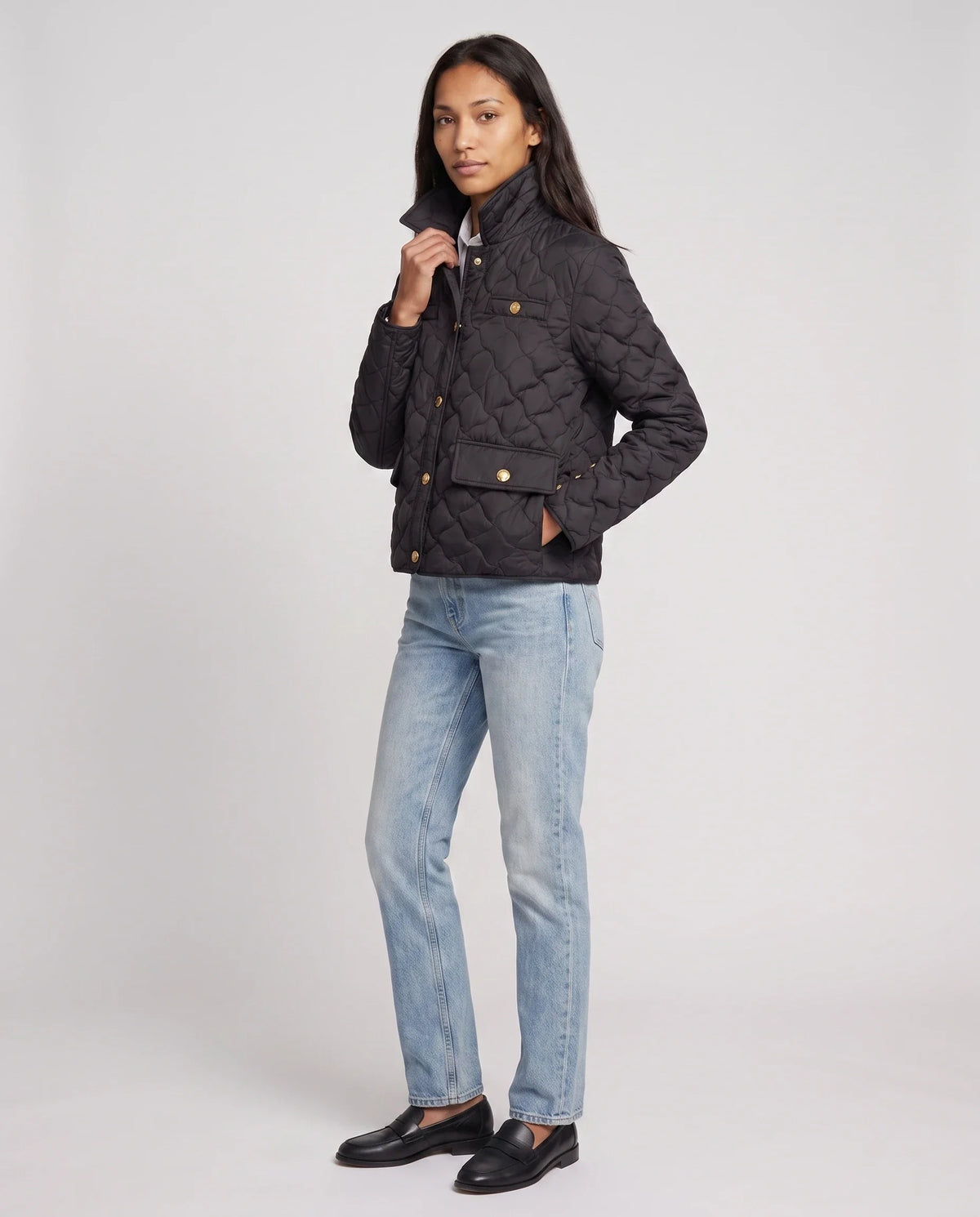 Veste matelassée à col chemise et pressions dorées